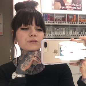 Meet your Posher, Katie